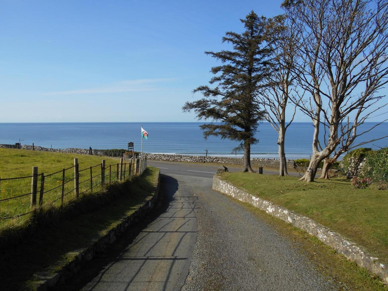 Hendre Clochydd Hall Llanaber Esterno foto